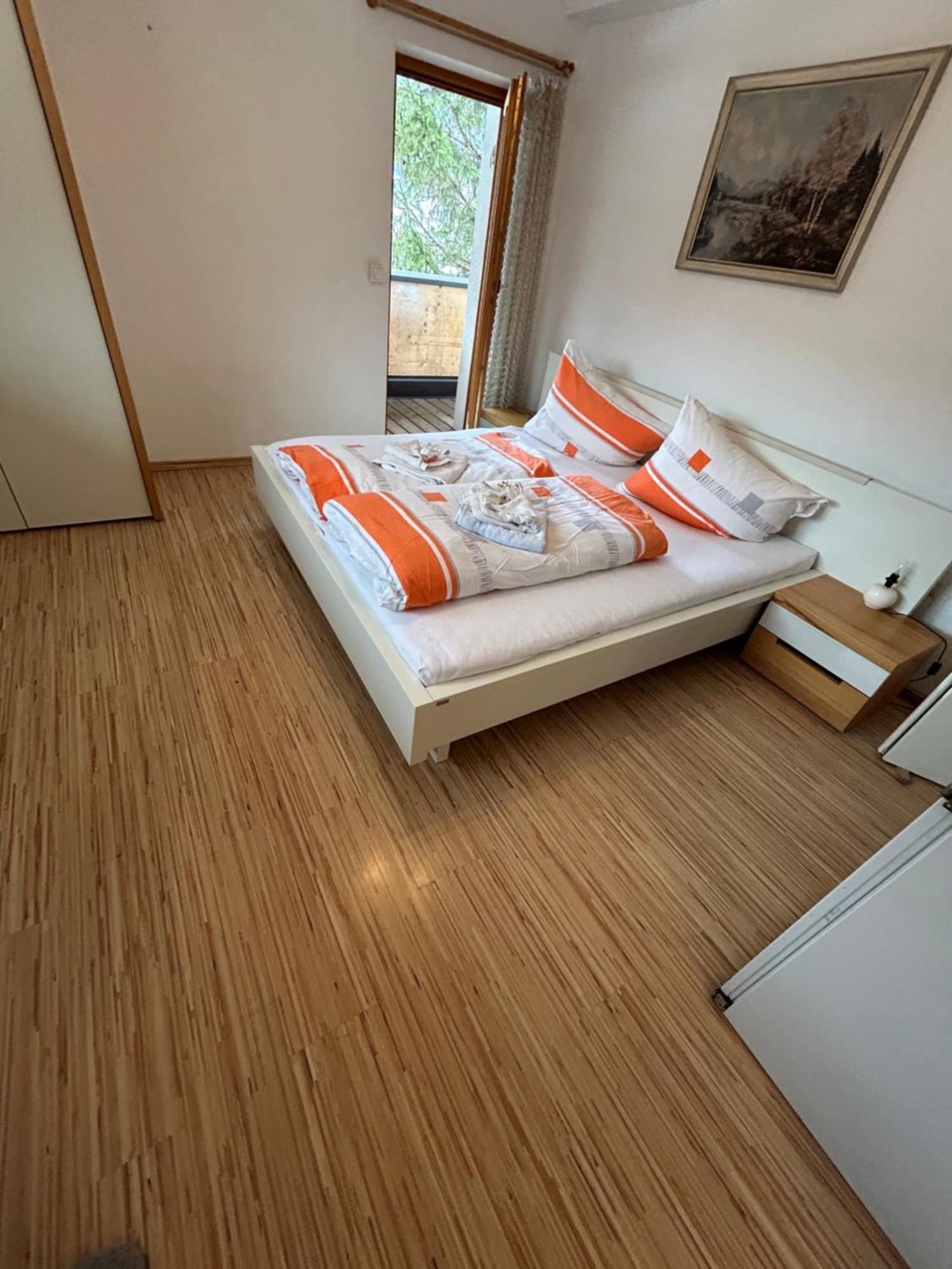 Austrian Motel Heiss Prutz Extérieur photo